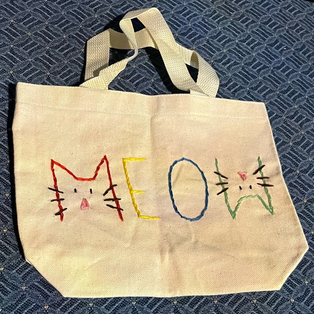 HAND-EMBROIDERED MEOW Cat Tote – 1 of 4 Designs. - Picture 5 of 8